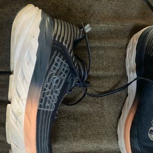 Hoka Bondi 6 Shoes